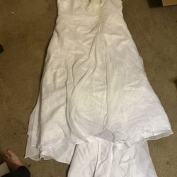 David’s Bridal Strapless Wedding Dress  