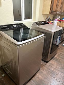 Samsung Washer and Dryer Set (electric)