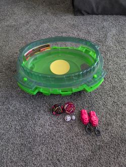 Hasbro Beyblade Burst QuadDrive Interstellar Drop Battle Set.