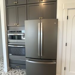GE PROFILE REFRIGERATOR 