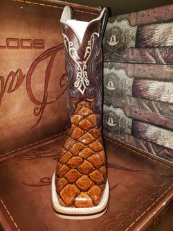 Fish leather Boot
