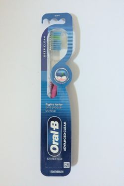 Oral B Deep Clean Soft Toothbrush 