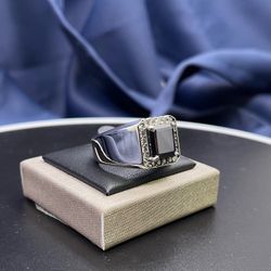 14k 16.1g .60ctw Black Stone Ring