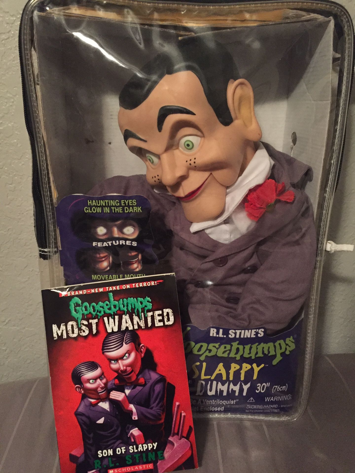 Goosebumps Slappy Dummy/Book Bundle