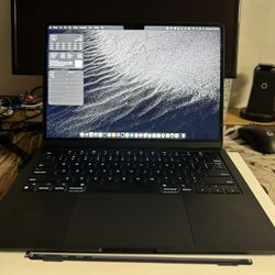 MacBook Air M2 13.6 Inch 100% Battery Capacity 