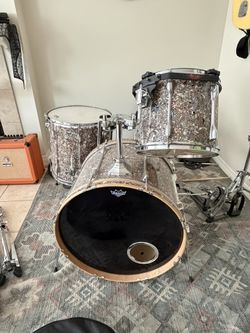 Tama Rockstar Drum Shells 22”, 13”, 16”