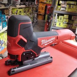 Milwaukee
M18 FUEL 18V Lithium-Ion Brushless Cordless Barrel Grip Jig Saw (Tool Only)