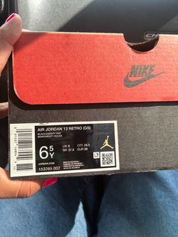 Air Jordan 12 Retro  Grade school sz61/2