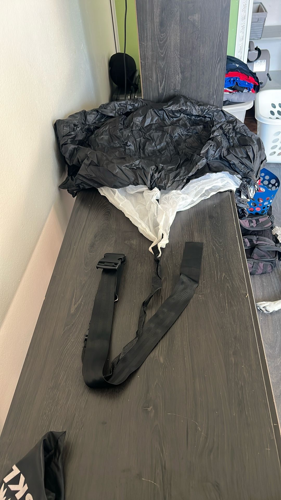 SKL Speed Training Parachute – Resistance Sprint Trainer for Running & Agility