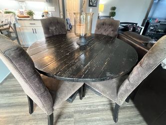 Table and 5 chairs