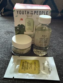 Youth to the People Skincare Gift Set