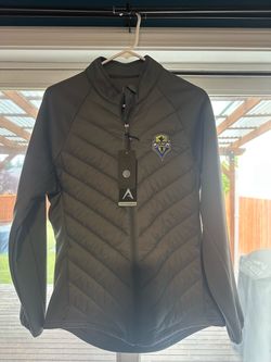 Woman’s L Sounders jacket