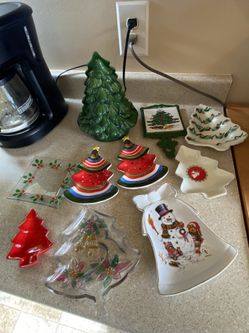 Christmas Lot Of 10 Pieces, Lots Of Christmas Plates, Decor, Napkin Holder Etc