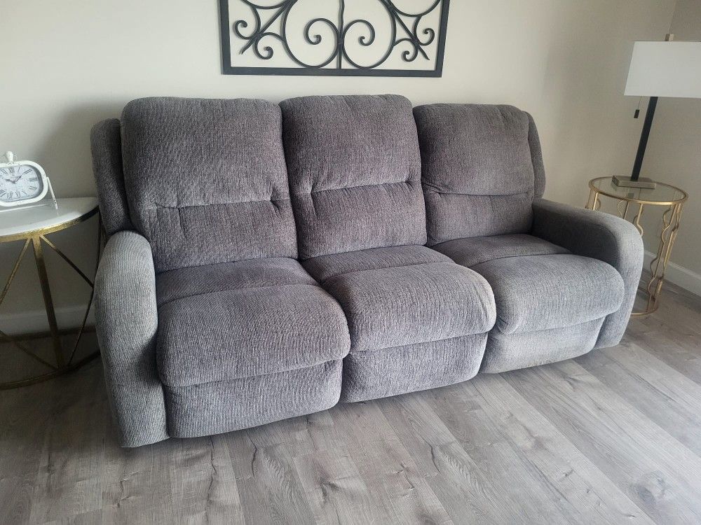 Power Reclining  Sofa