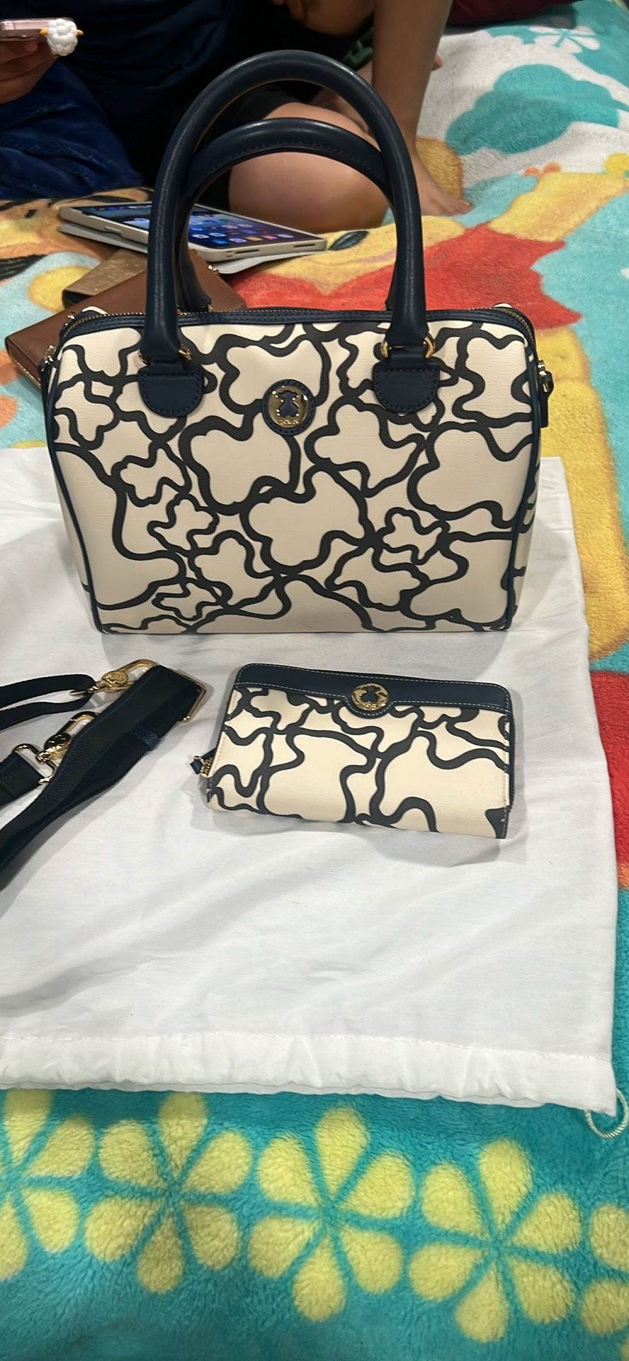 Tous Bag With Wallet