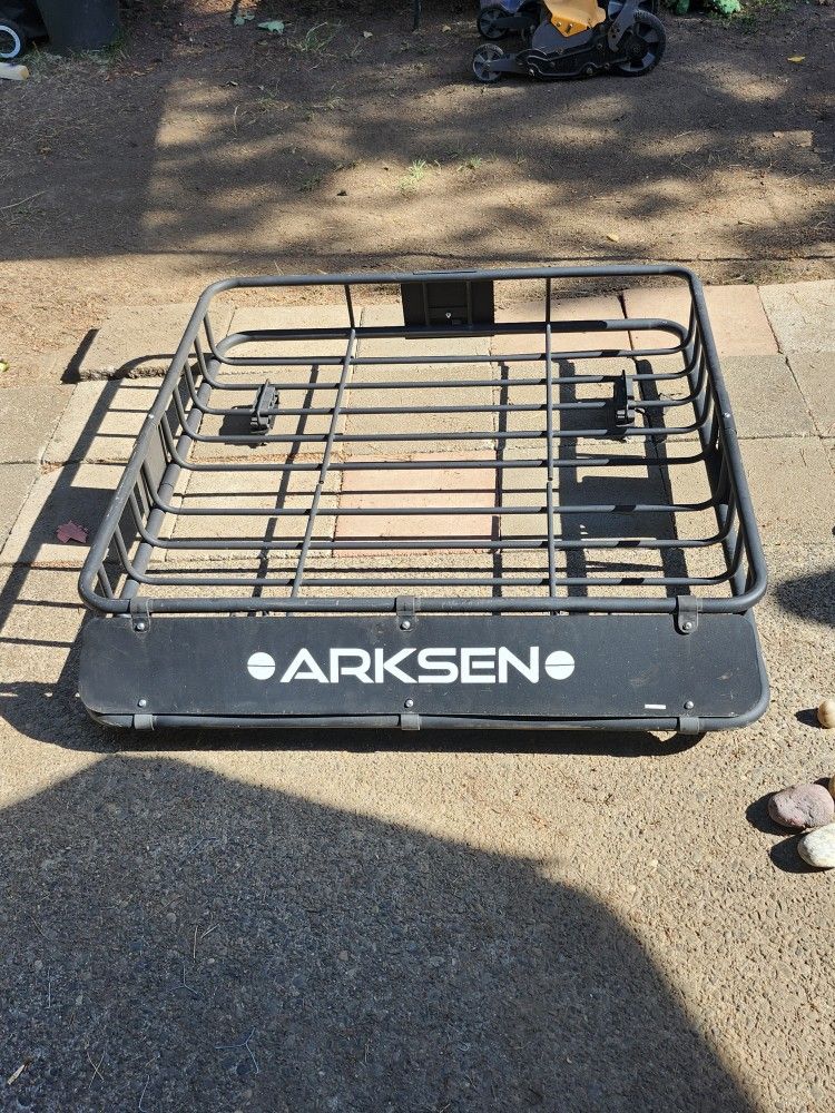 Arson Luggage Rack