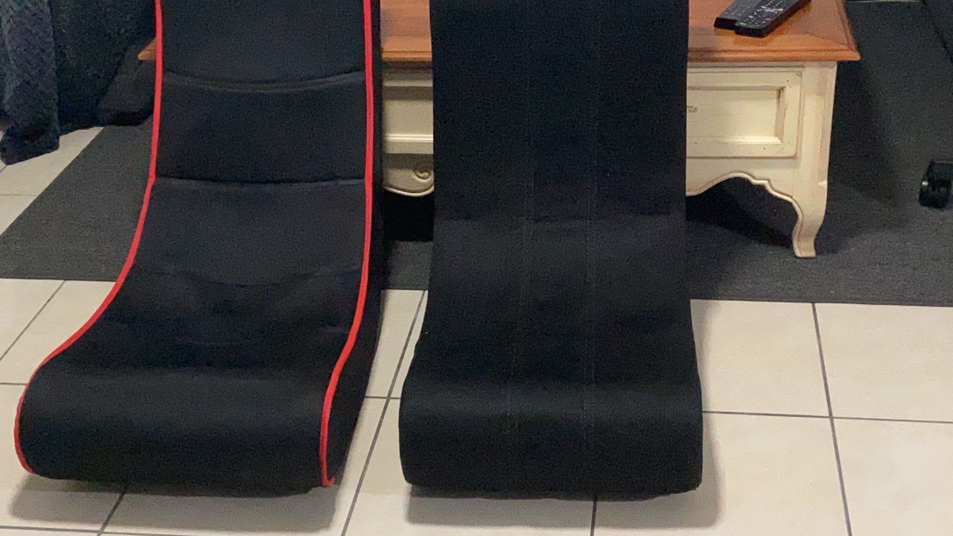 2 Gaming Chairs for &20 OBO (without Charger And Cables)