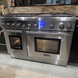 48" Thermador 6 burners and griddle Range