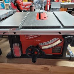 Milwaukee M18 Table Saw