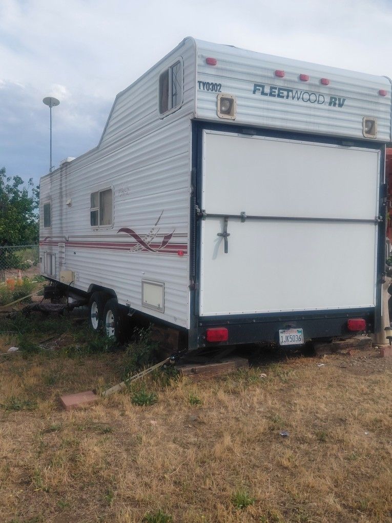 2000 Terry Toy Hauler