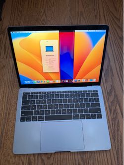 MacBook Pro 2017 8GB RAM 256GB SSD Screen Glitch