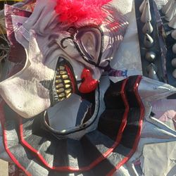 Scary Clown Custume Size 8-10 Kids  Used Once