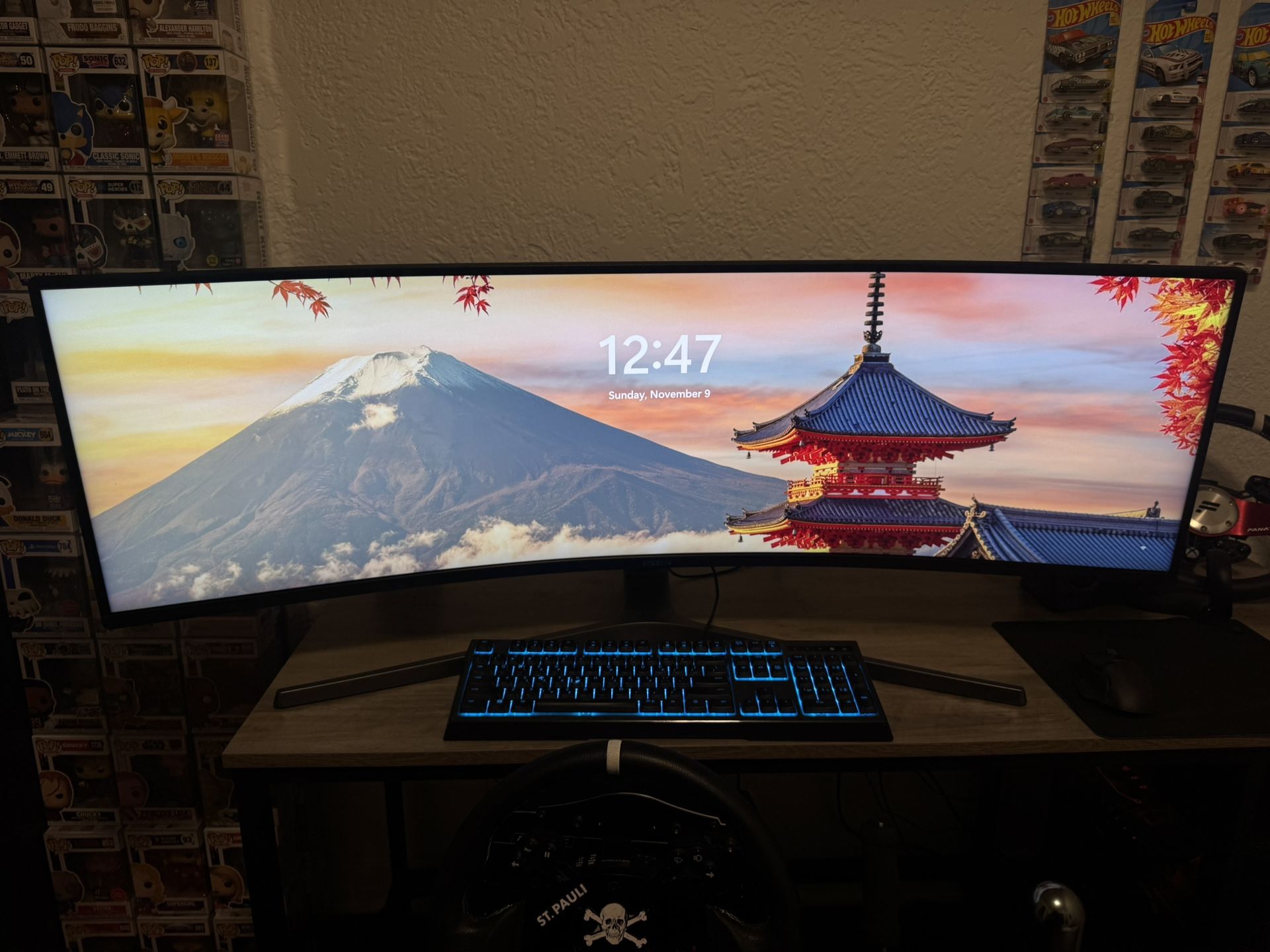 Samsung 49” / 49 Inch CHG90 Ultrawide Monitor – Mint Condition