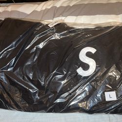 Supreme S Logo Sweatshirt Sz large Black SS20