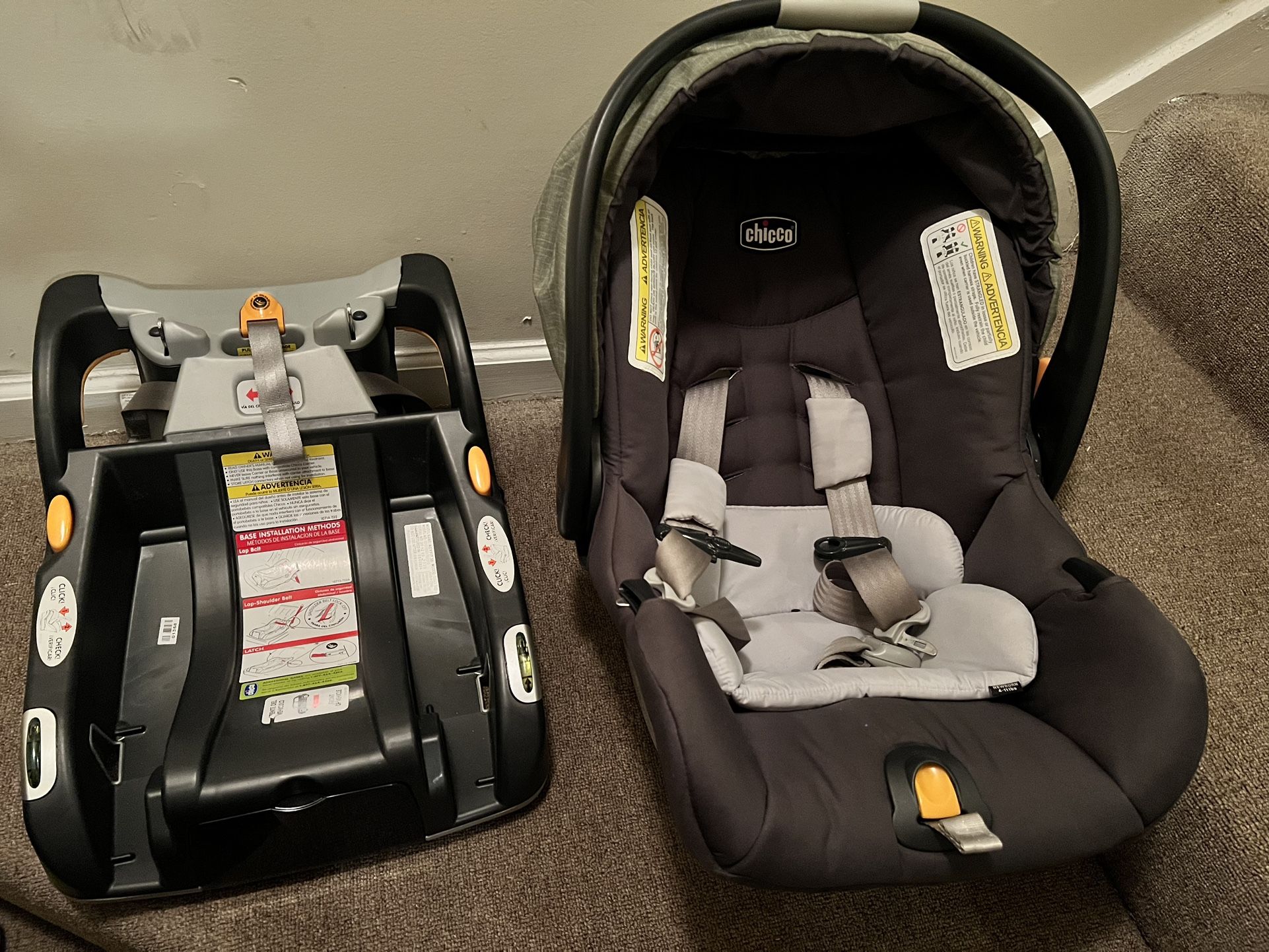 The Chicco KeyFit 30 ClearTex infant Car Seat.