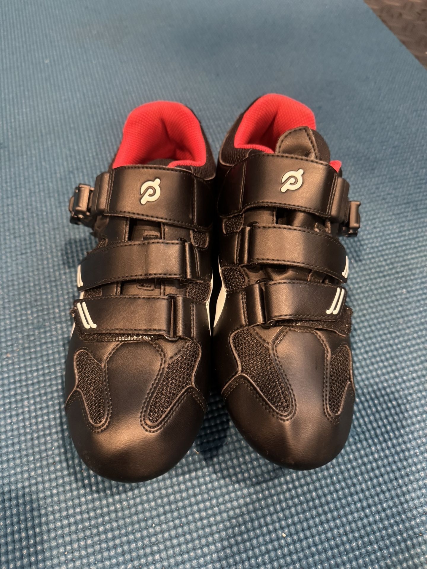 Like New Peloton Shoes, Size 8 (W), 6 (M)