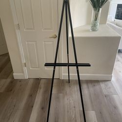 Black Easels