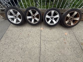 Dodge Challenger Rims and Tires 18inch