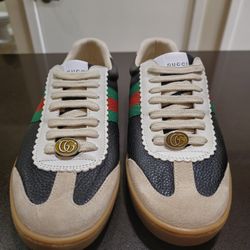 Gucci G74 Black Leather Women's Size 39