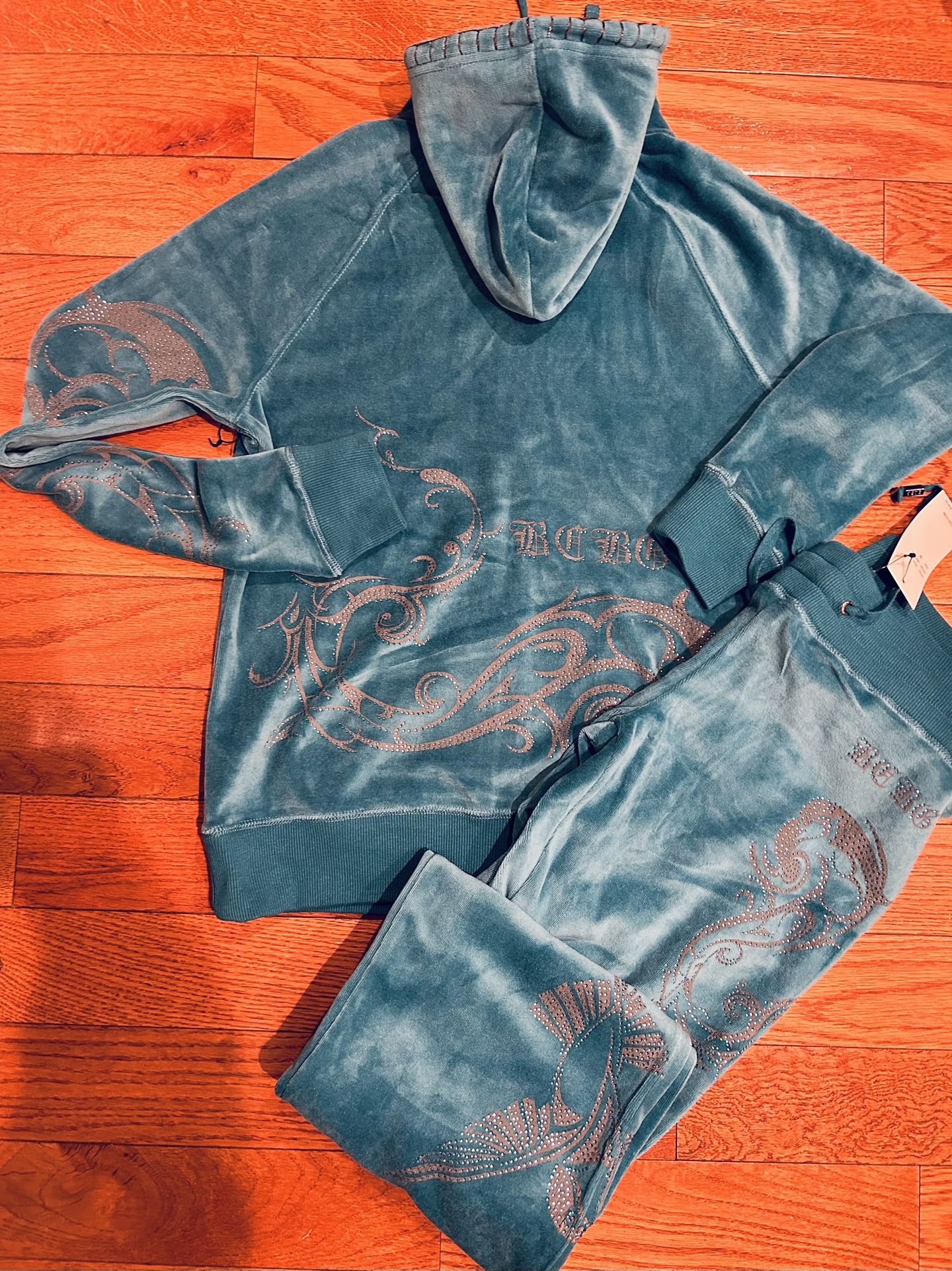 BCBGMaxAzria VTG TURQUOISE MONSOON BLUE studded embellished Velour Track Suit L
