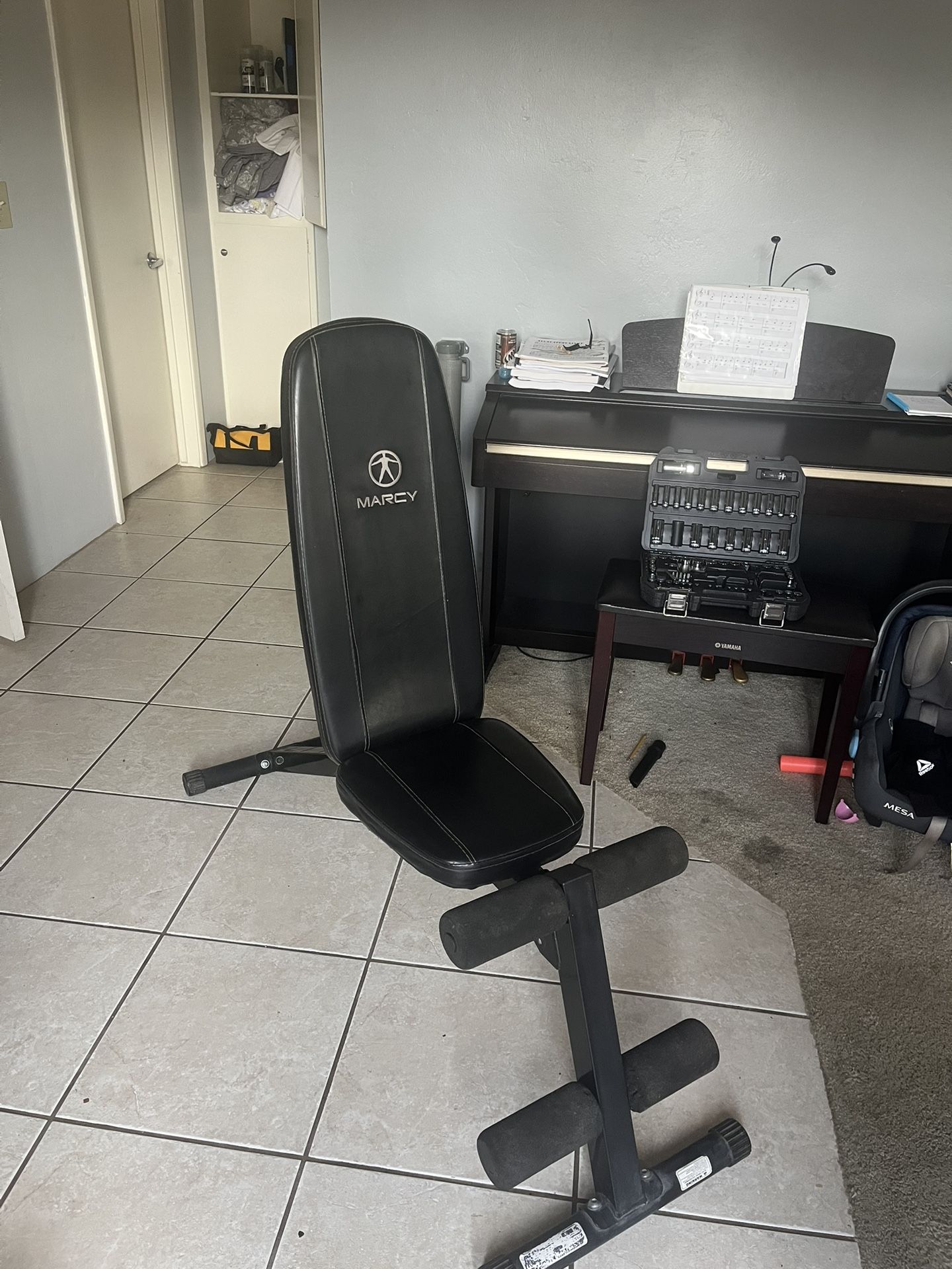 Marcy Adjustable Weight Bench – Good Condition