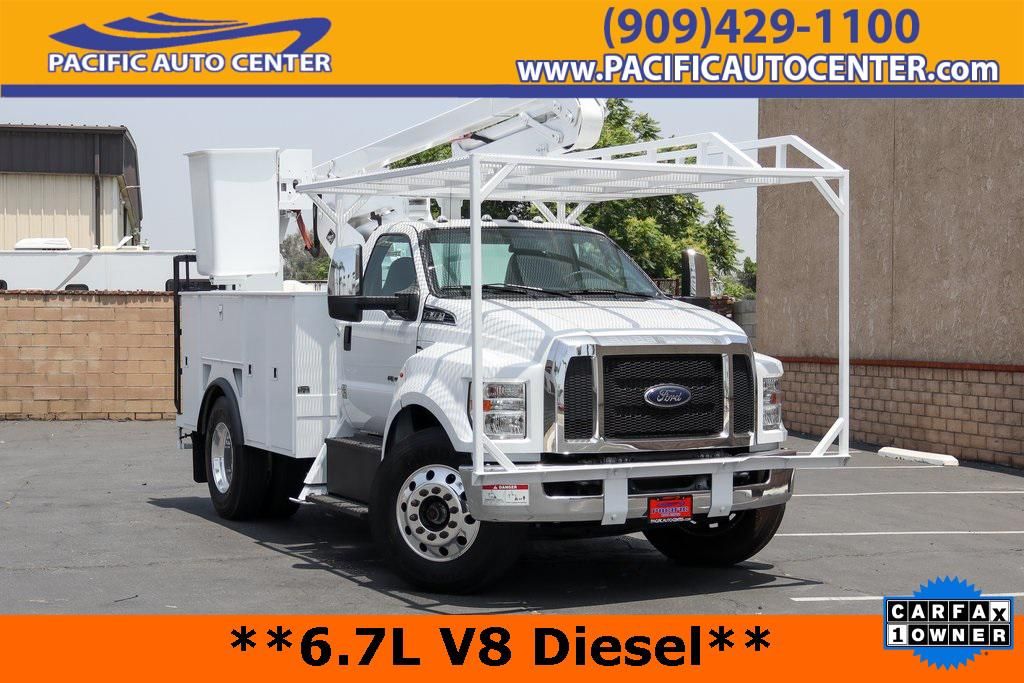 2022 Ford F-650 Diesel