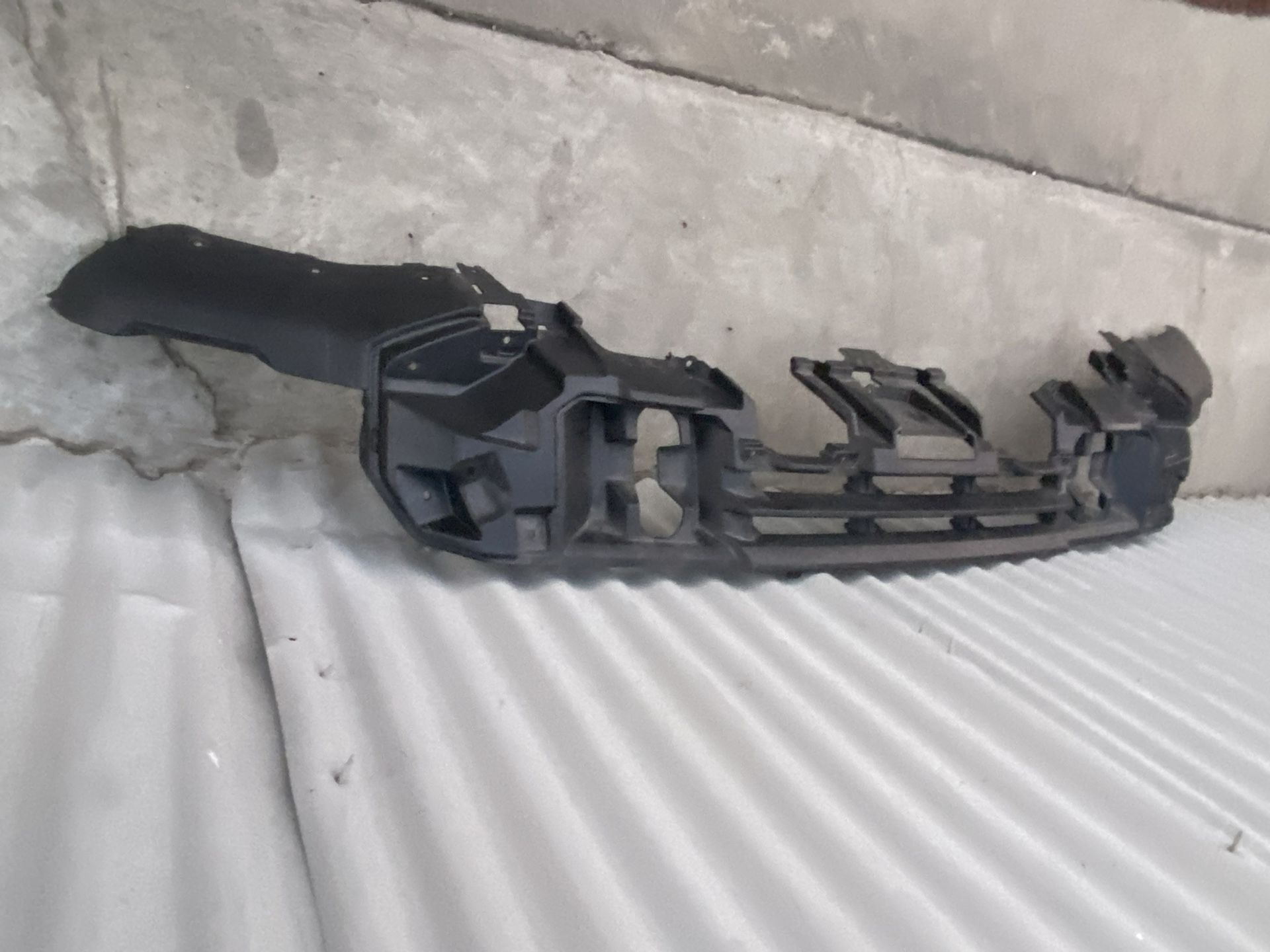 2024-2025 GMC Sierra 2500 Front Lower Valance