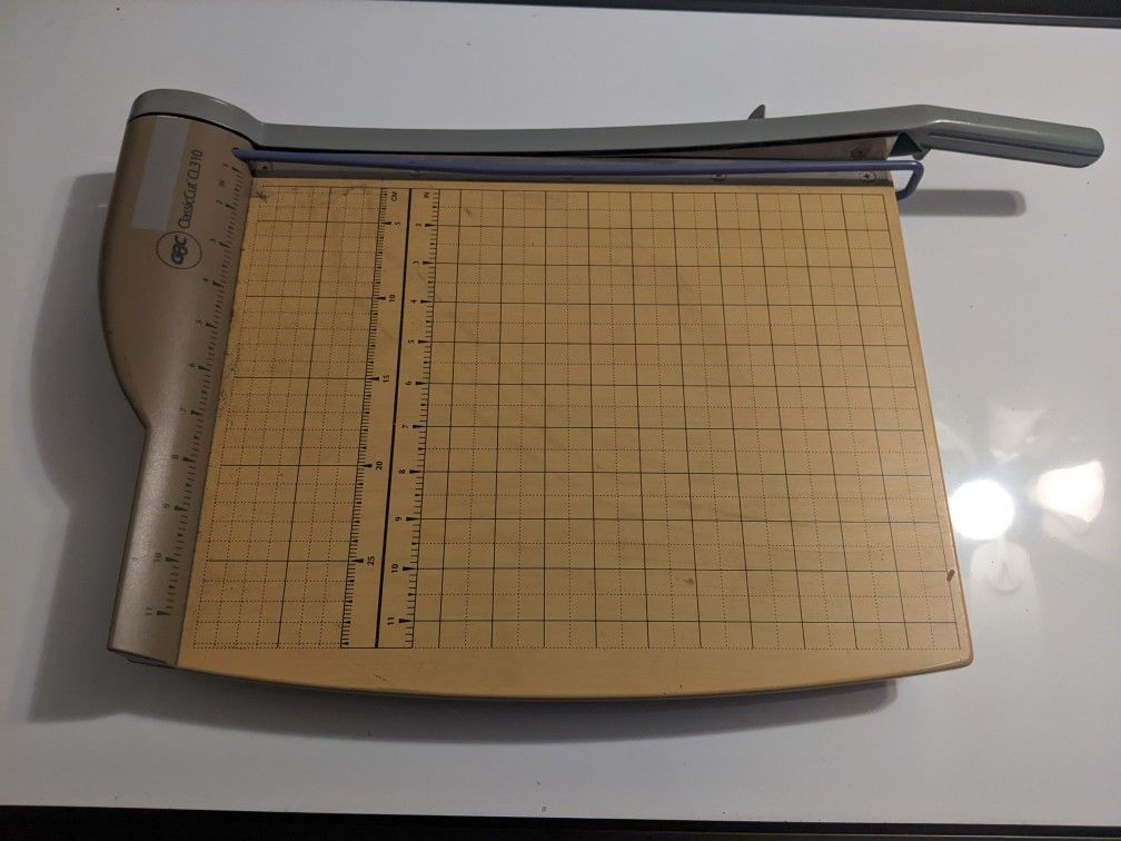 GBC Classic Cut CL310 Guillotine Paper Trimmer