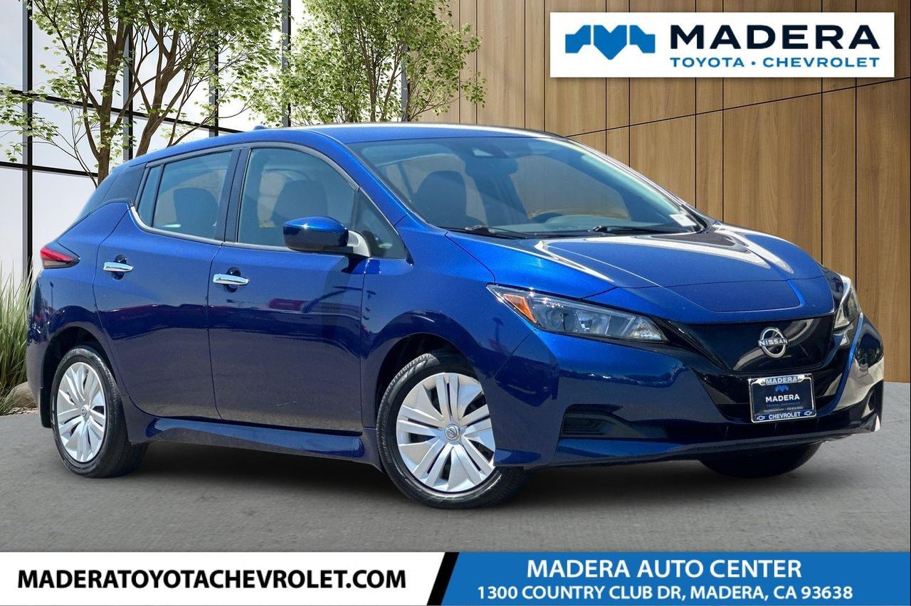 2023 Nissan LEAF