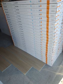 Flooring Vinyl Water Proof 1,320 square feet new