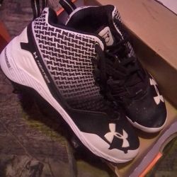 Under Armor UA  Heater Low ST  Baseball Cleats  Sz 7.5 . 