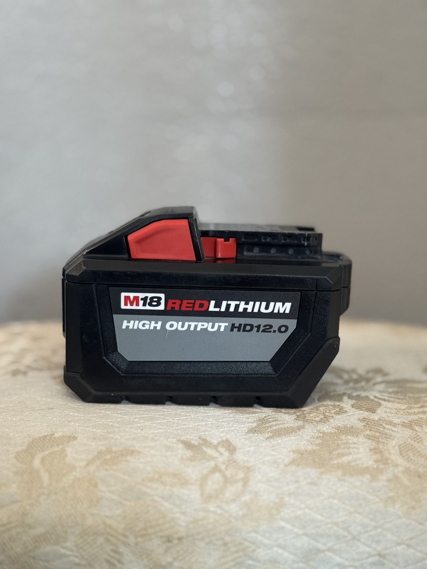 Milwaukee Battery M18 Red lithium High Output HD12.0