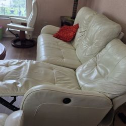 2 Sofas