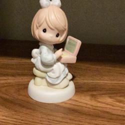 Precious Moments Loving Caring Sharing Figurine