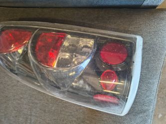 tail light 2005 tail light