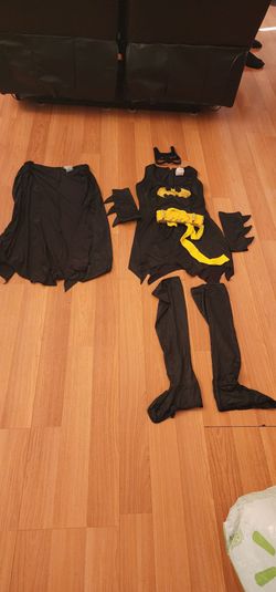 Batgirl Halloween Costume – Complete Set with Accessories
