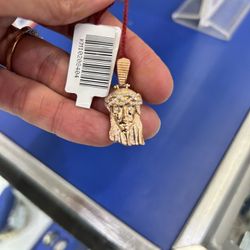 Jesús Pendant 
