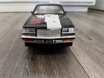 DIECAST 1/18 SCALE JADA SCARFACE 1987 BUICK REGAL the car is brand new unfortunately threw the box away