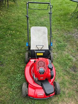 Toro Recycler SmartStow Fwd Personal Pace Mower