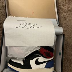 Jordan 1 union fragment varsity red sz 9